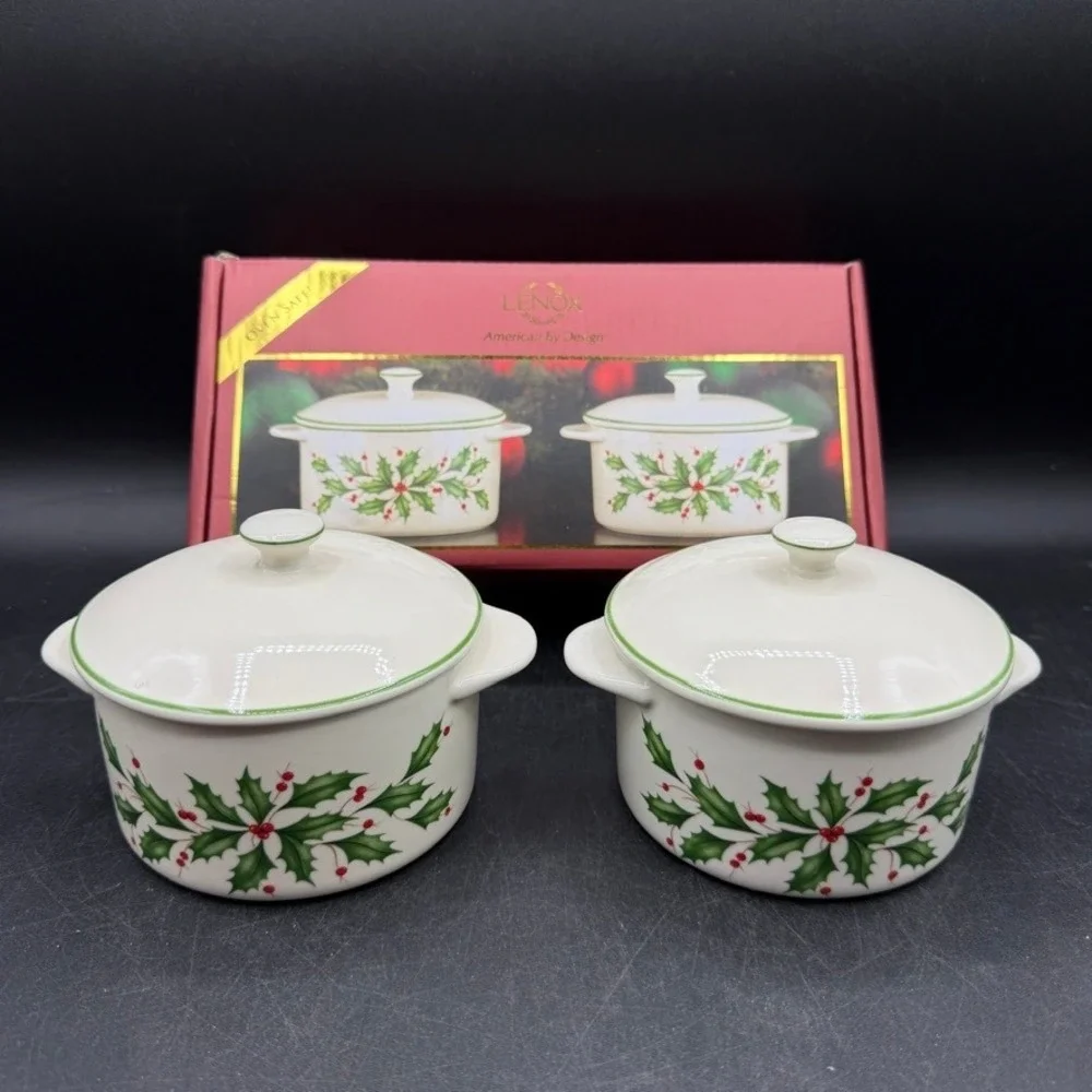 Lenox Holiday Mini Casserole Set of 2 Christmas Holly Berry Cream Ceramic Baker